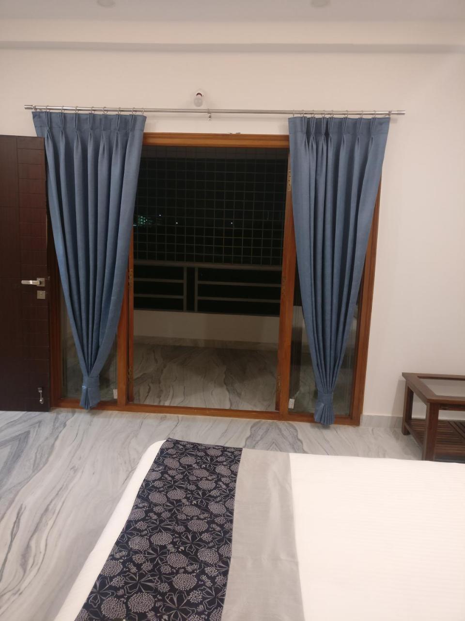 Misty Lake Guest House Hyderabad Exterior foto